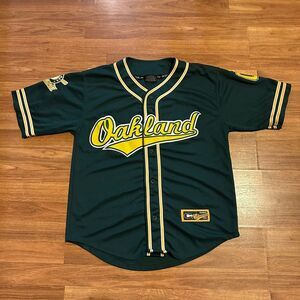 Oakland Athletics Baseball Jersey Retro Style | Men Size Medium